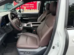 2021 Toyota Sienna 2.5L Hybrid Platinum, белый — фото 8