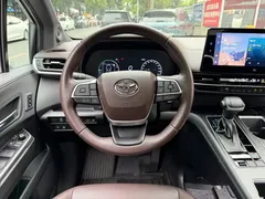 2021 Toyota Sienna 2.5L Hybrid Platinum, белый — фото 14