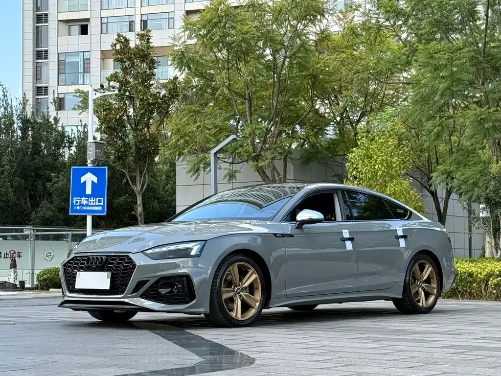 2021 Audi A5 Sportback 40 TFSI Fashion
