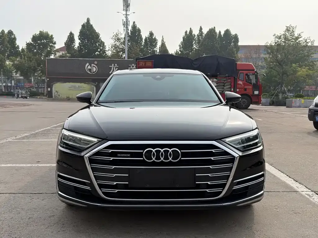 2022 Audi A8L 50 TFSI quattro Comfort Collector's Edition