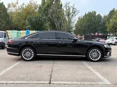 2022 Audi A8L 50 TFSI quattro Comfort Collector's Edition, чёрный — фото 16