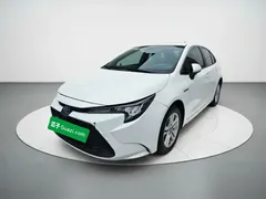 2022 Toyota Levin Hybrid 1.8H E-CVT Leading, белый — фото 1