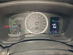 2022 Toyota Levin Hybrid 1.8H E-CVT Leading, белый — фото 8