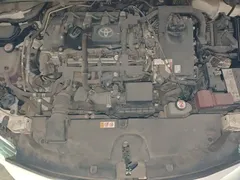 2022 Toyota Levin Hybrid 1.8H E-CVT Leading, белый — фото 16