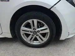 2022 Toyota Levin Hybrid 1.8H E-CVT Leading, белый — фото 24