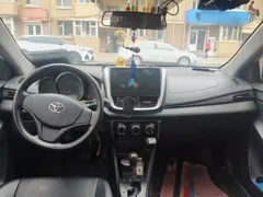 2020 Toyota Yaris L Zhixuan 1.5L CVT, белый — фото 10