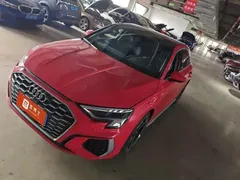 2023 Audi A3 Sportback 35 TFSI Luxury Sport — фото 1