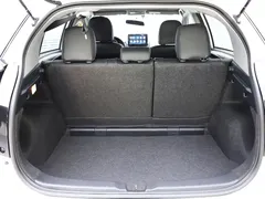 2022 Toyota Yaris L Zhixuan X 1.5L CVT Leading Plus, белый — фото 15