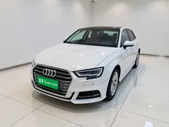 2020 Audi A3 Sportback 35 TFSI VI, белый — фото 1