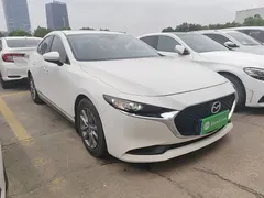 2021 Mazda 3 1.5L, белый — фото 4