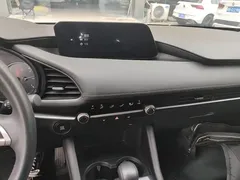 2021 Mazda 3 1.5L, белый — фото 13