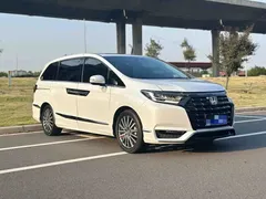 2024 Honda Elysion 2.0L e:HEV, белый — фото 2