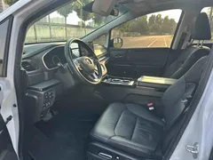 2024 Honda Elysion 2.0L e:HEV, белый — фото 7