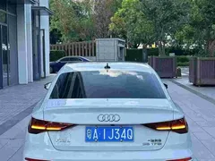 2023 Audi A3L Limousine 35 TFSI Fashion Sport, белый — фото 4