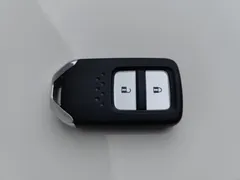 2021 Honda Fit 1.5L CVT, белый — фото 19