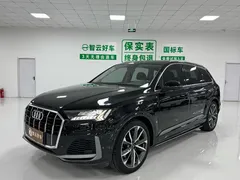 2022 Audi Q7 55 TFSI quattro S line Sport, чёрный — фото 1