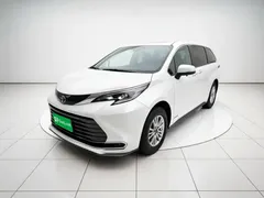 2021 Toyota Sienna 2.5L, белый — фото 1