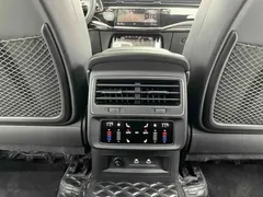 2022 Audi Q8 55 TFSI, чёрный — фото 16