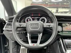 2022 Audi Q8 55 TFSI, чёрный — фото 18