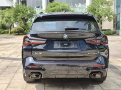 2023 BMW X3 Premium M Night Package, чёрный — фото 4