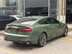 2021 Audi A5 Sportback 40 TFSI, зелёный — фото 10