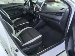 2022 Toyota Yaris L Zhixuan X 1.5L CVT Leading Plus, белый — фото 11