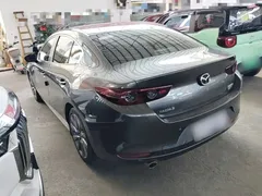2021 Mazda 3 2.0L AT — фото 5