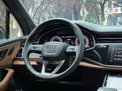 2023 Audi Q7 55 TFSI quattro S line, чёрный — фото 16