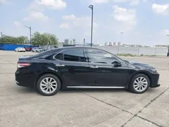 2023 Toyota Camry 2.0G Luxury, чёрный — фото 9