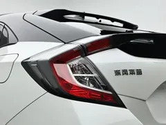 2021 Honda Civic HATCHBACK 220TURBO CVT, белый — фото 7
