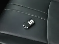 2021 Honda Civic HATCHBACK 220TURBO CVT, белый — фото 13