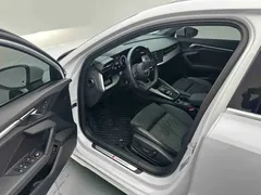 2022 Audi A3 Sportback 35 TFSI Luxury Sport, белый — фото 9