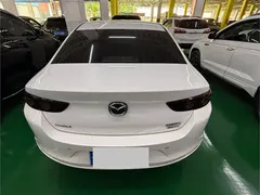 2022 Mazda 3 2.0L AT, белый — фото 3