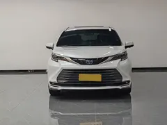 2021 Toyota Sienna 2.5L Hybrid Premium, белый — фото 2