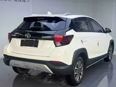 2022 Toyota Yaris L Zhixuan X 1.5L CVT Luxury Plus, белый — фото 6