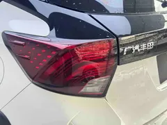 2022 Toyota Yaris L Zhixuan X 1.5L CVT Luxury Plus, белый — фото 30