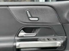 2021 Mercedes-Benz GLB 200, белый — фото 13