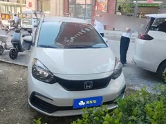 2023 Honda Fit 1.5L CVT, белый — фото 2