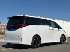 2024 Toyota Alphard 2.5L Hybrid Premium, белый — фото 4