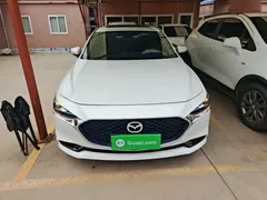 2021 Mazda 3 2.0L, белый — фото 3