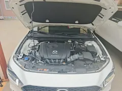 2021 Mazda 3 2.0L, белый — фото 20