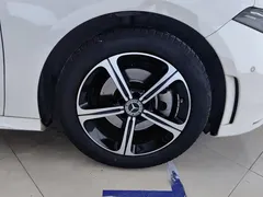 2022 Mercedes-Benz A-Class A 200 L, белый — фото 6