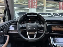 2021 Audi Q7 55 TFSI quattro S line Sport, чёрный — фото 6
