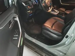 2021 Toyota RAV4 2.5L Hybrid E-CVT 4WD Elite Plus — фото 17