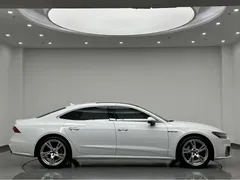 2024 Audi A7L 45 TFSI quattro S-line, белый — фото 4
