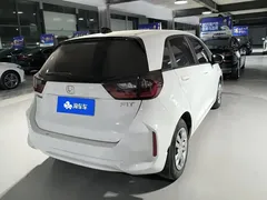 2021 Honda Fit 1.5L CVT, белый — фото 3