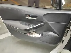 2023 Toyota Corolla 1.8L Hybrid Pioneer, белый — фото 7