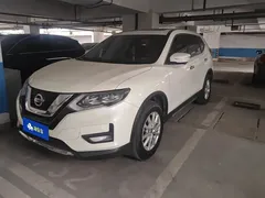 2021 Nissan X-Trail 2.0L CVT 2WD XL Premium, белый — фото 1