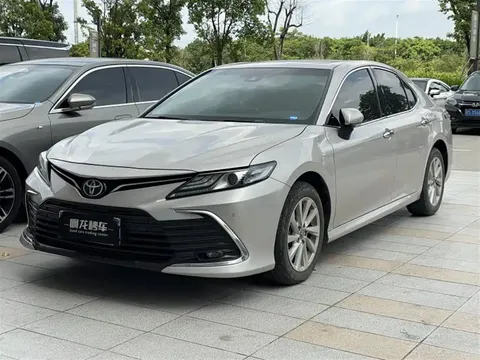 2021 Toyota Camry 2.0G