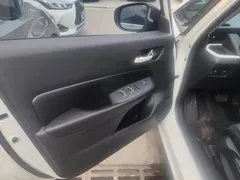 2021 Honda Fit 1.5L CVT, белый — фото 7